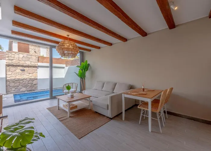 Modern 1 Bedroom Apartment Bali El Gouna Private Patio&Heated Pool Hurghada admite animales